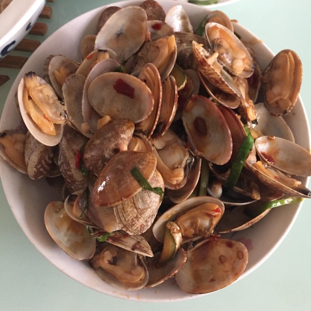 葱炒花蛤