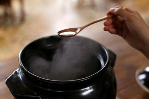 冬瓜黄豆海带猪骨汤的做法 步骤4