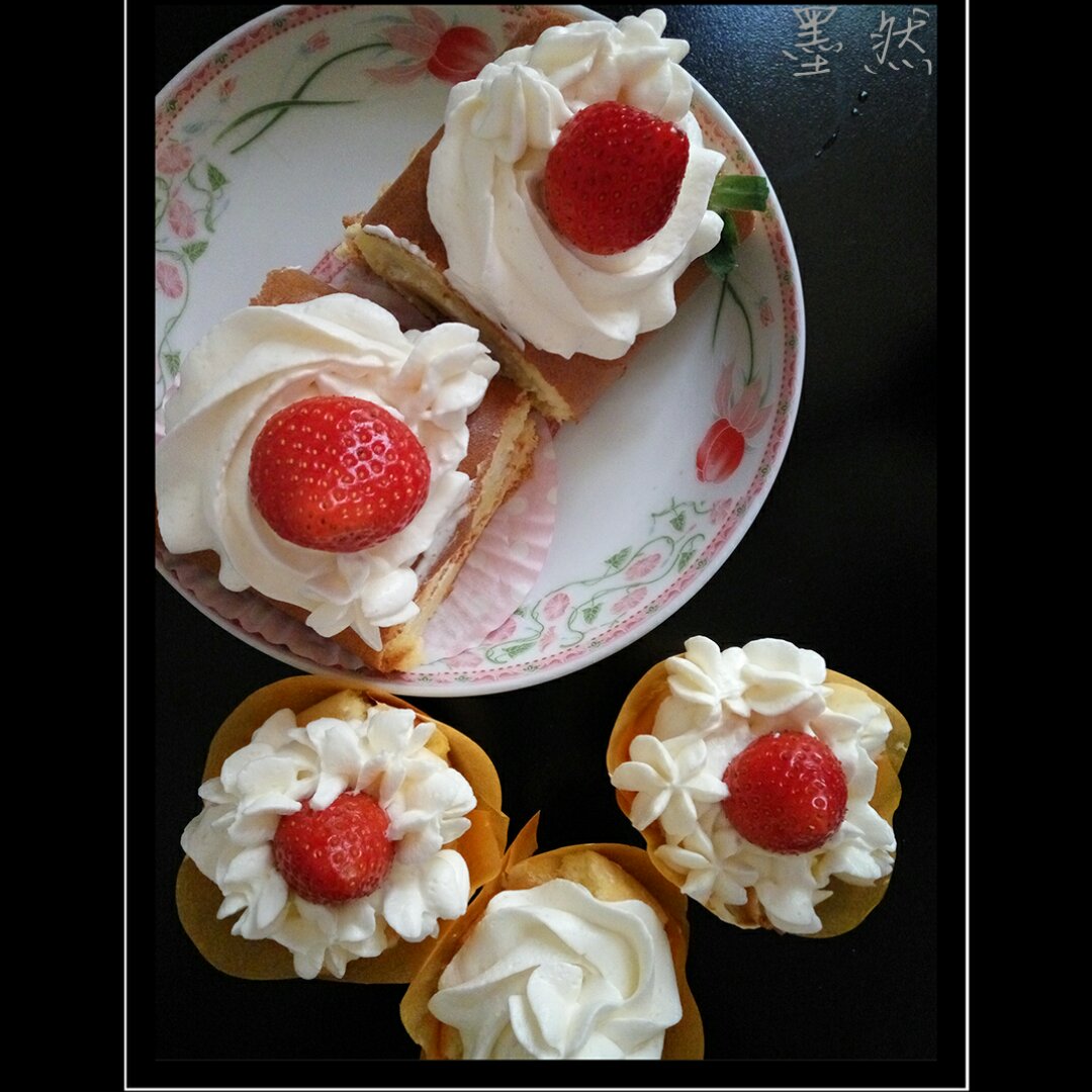 烫面草莓蛋糕卷