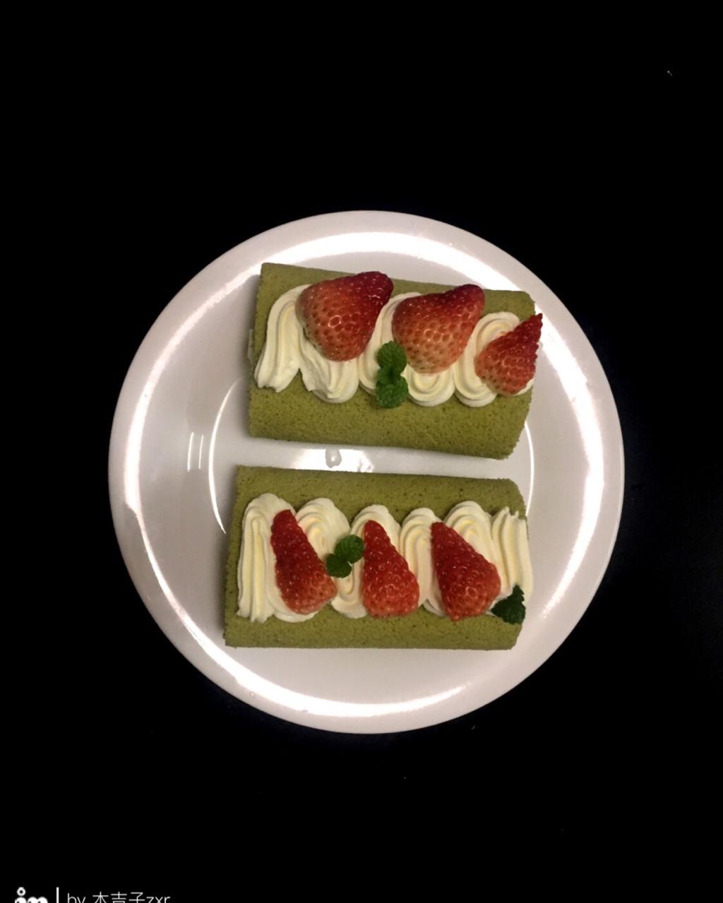 抹茶戚风蛋糕卷