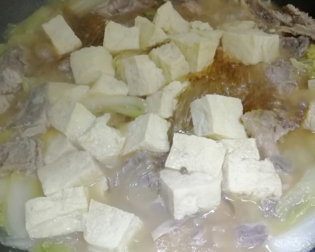 家常大白菜五花肉炖粉条冻豆腐的做法 步骤13
