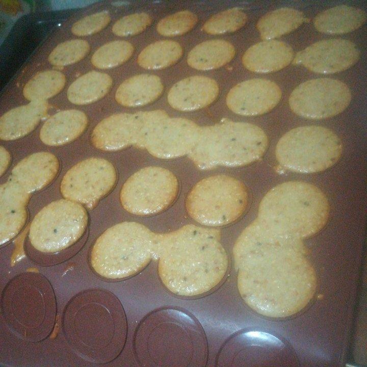 免打发‼️简单几步搞定的芝麻薄脆饼干‼️嘎嘣脆