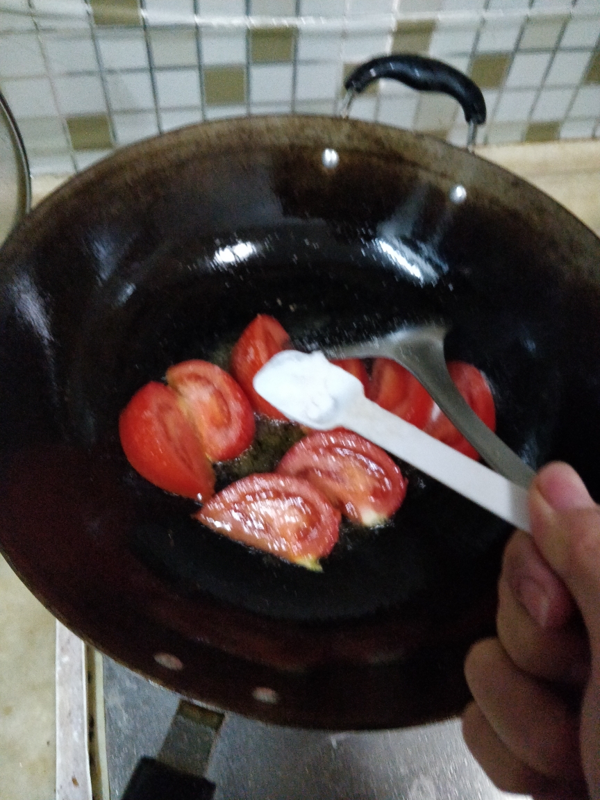 超浓郁的西红柿鸡蛋汤的做法 步骤5
