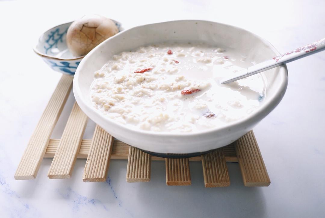 霓小黑做的牛奶钢切燕麦粥 多种口味丨健康·三餐