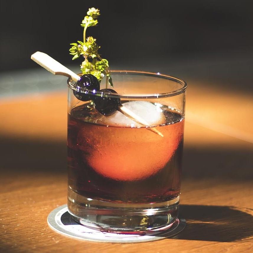 生活不止苟且还有诗和远方