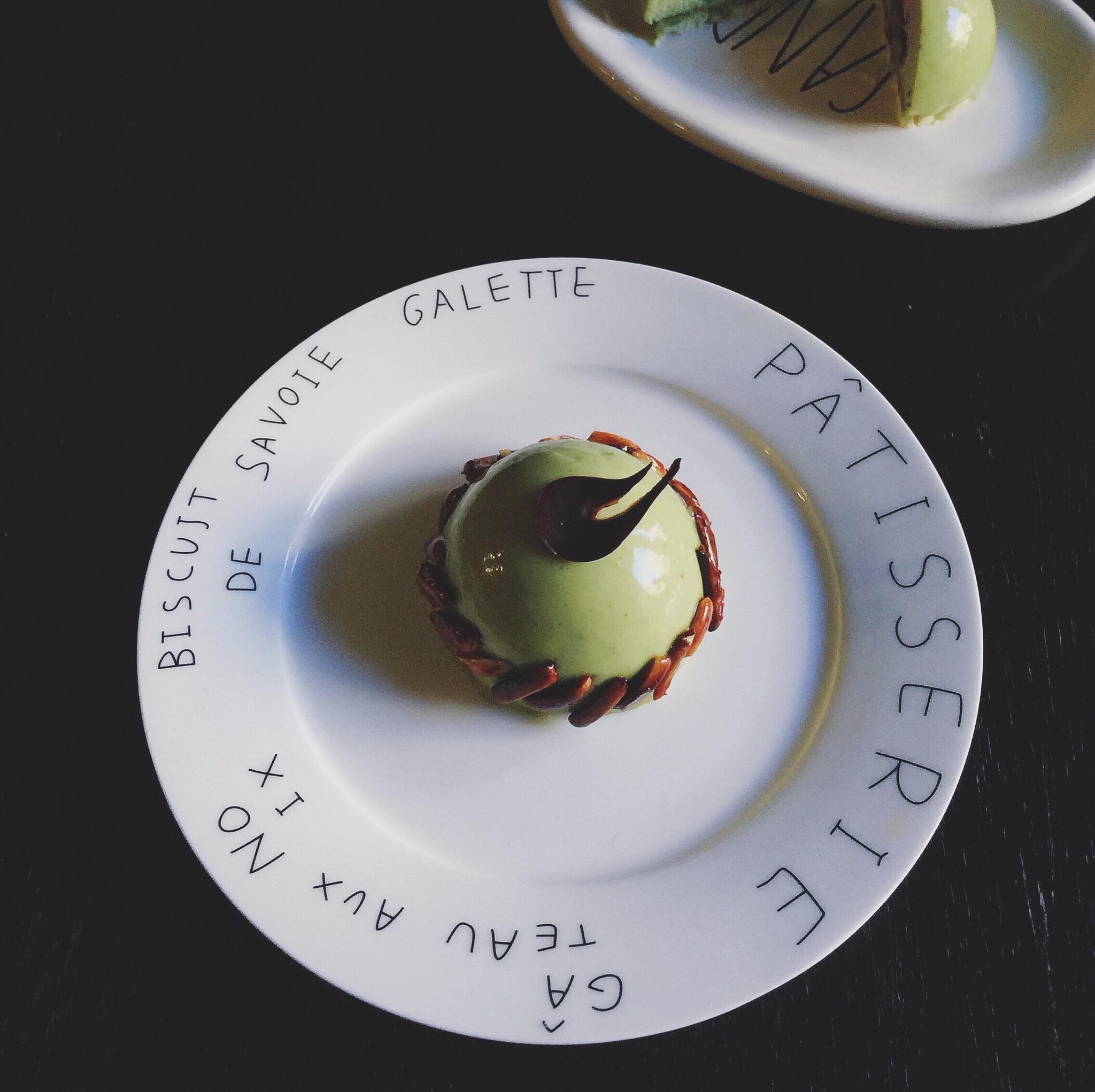 红豆抹茶白巧克力慕斯蛋糕 Green Tea&Azuki Bean Dome <William&Suzue Curley>的做法
