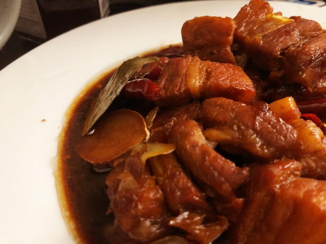 不焯水不放油的家常红烧肉