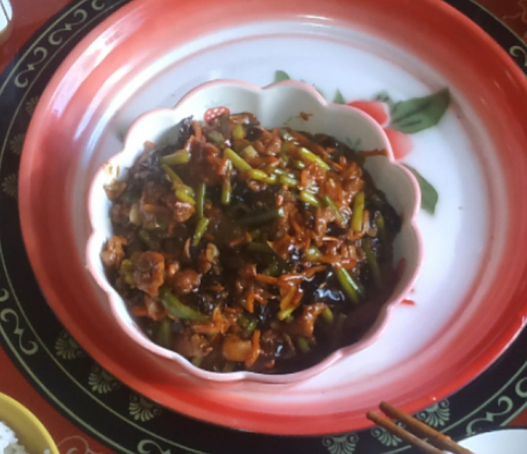 鱼香肉丝（家常菜）