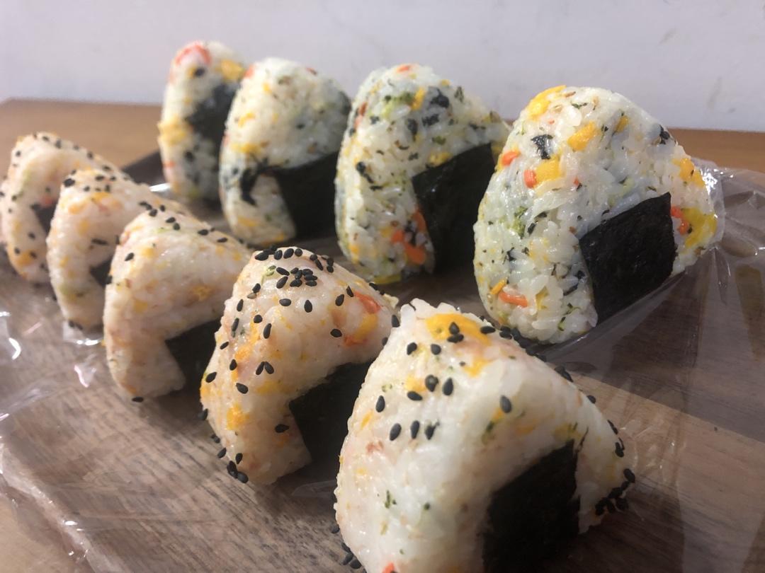 赵小珂瘦不下来做的手握三角饭团