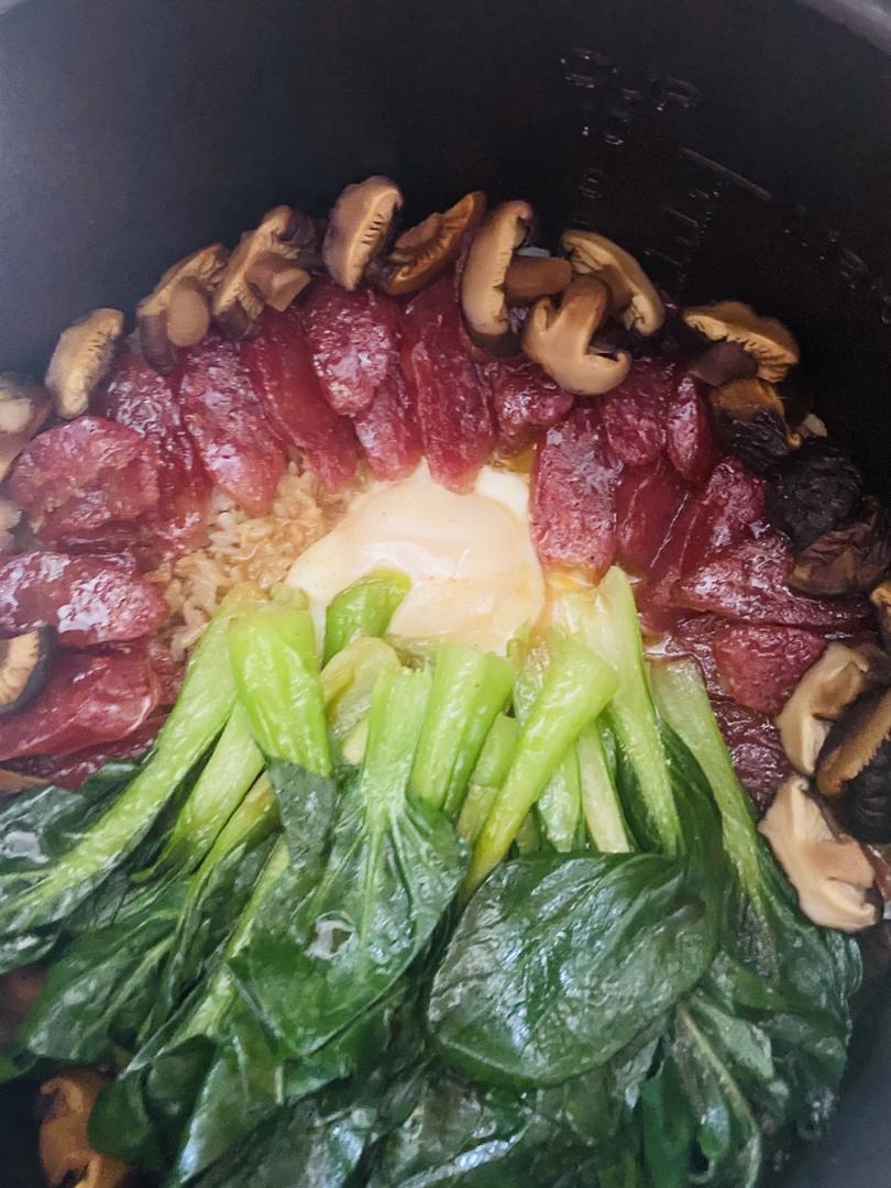 香肠煲仔饭