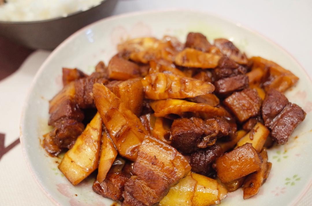 堂妈小厨——笋子烧肉