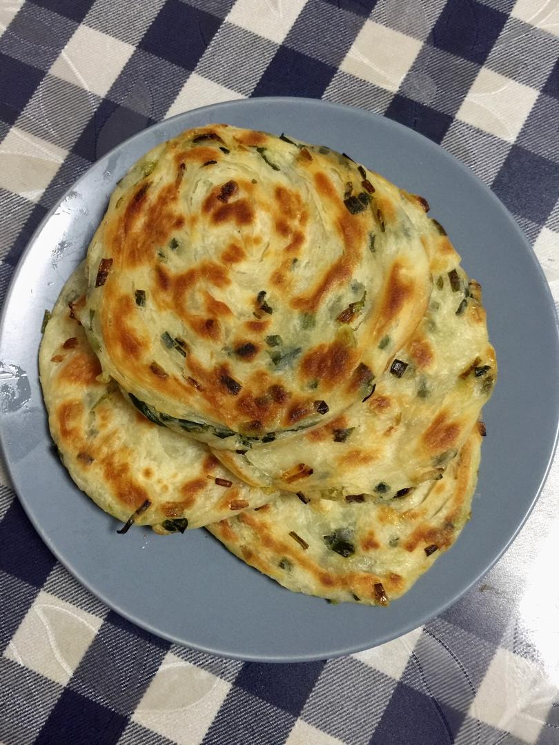 堂妈教你做飘香葱油饼