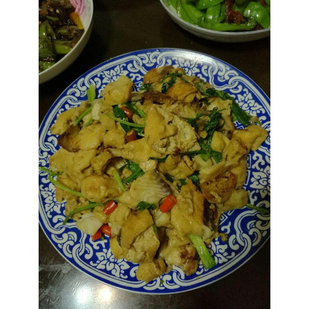 豆泡红烧鱼块