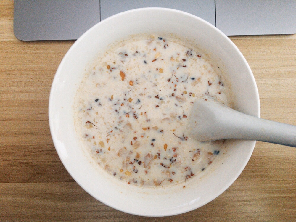桂花牛奶燕麦粥（极速版）的做法