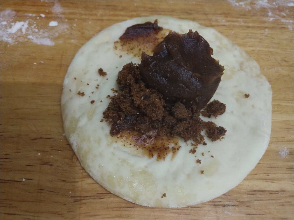 枣泥（豆沙）发面油酥饼的做法 步骤16