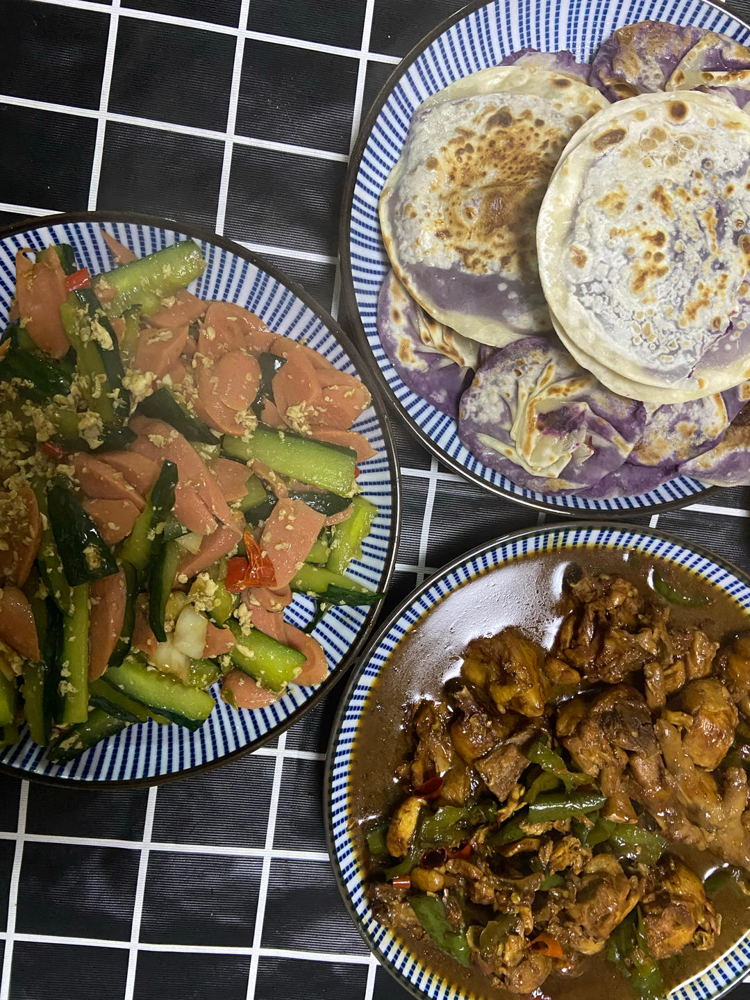 【饺子皮紫薯饼】