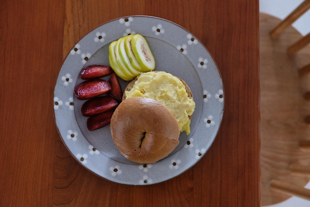 生椰拿铁乳酪贝果🥯浓郁咖啡🥥满口椰香