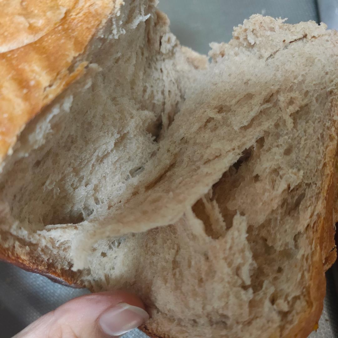 柔软到可手撕的红糖黑麦吐司（水合法＋面包机揉面＋一发）