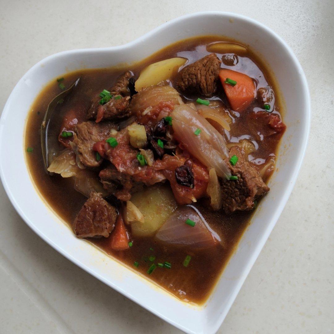 番茄土豆炖牛腩