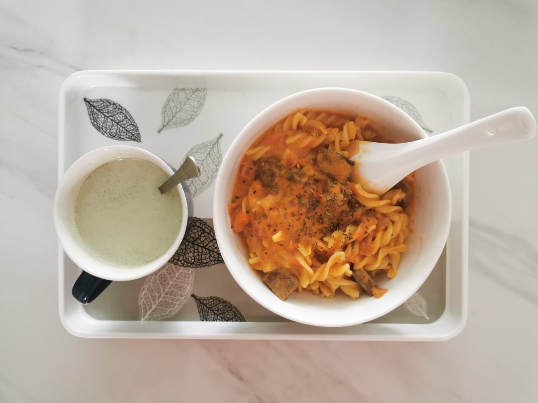 奶油咖喱乌冬面🍜挂满料的面条子‼️超好吃❤️