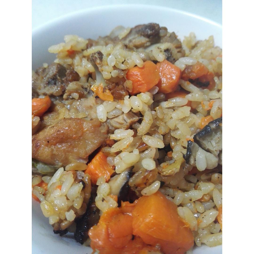 喷香排骨焖饭（爆好吃）