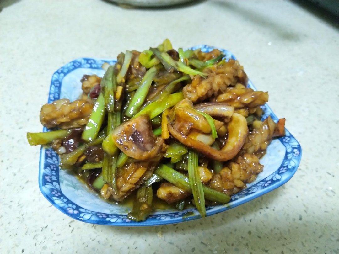 爆炒鱿鱼