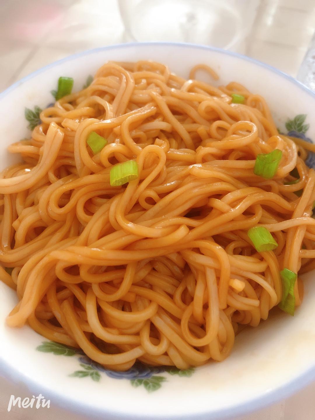 葱油拌面的做法