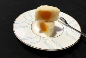 蛋黄白莲蓉冰皮月饼的做法 步骤23