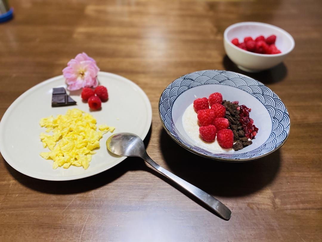 各式早餐牛奶燕麦粥