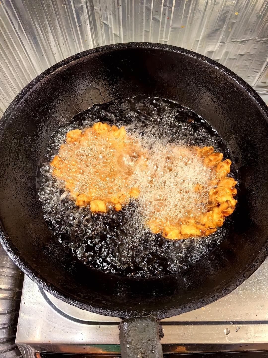 儿时记忆里的酥脆苕面窝（炸红薯饼）