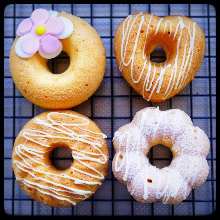 宝宝版海绵甜甜圈蛋糕