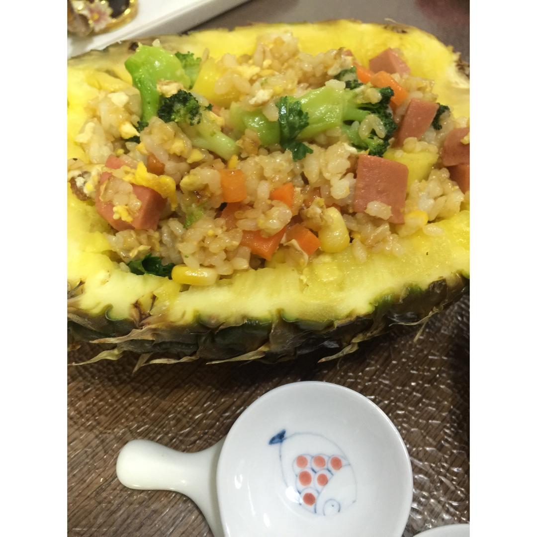菠萝炒饭