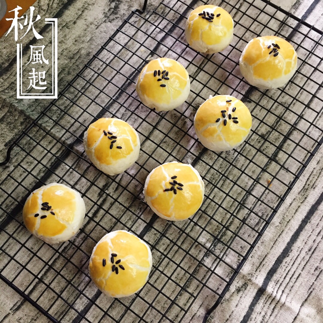 泳式鲜肉榨菜月饼
