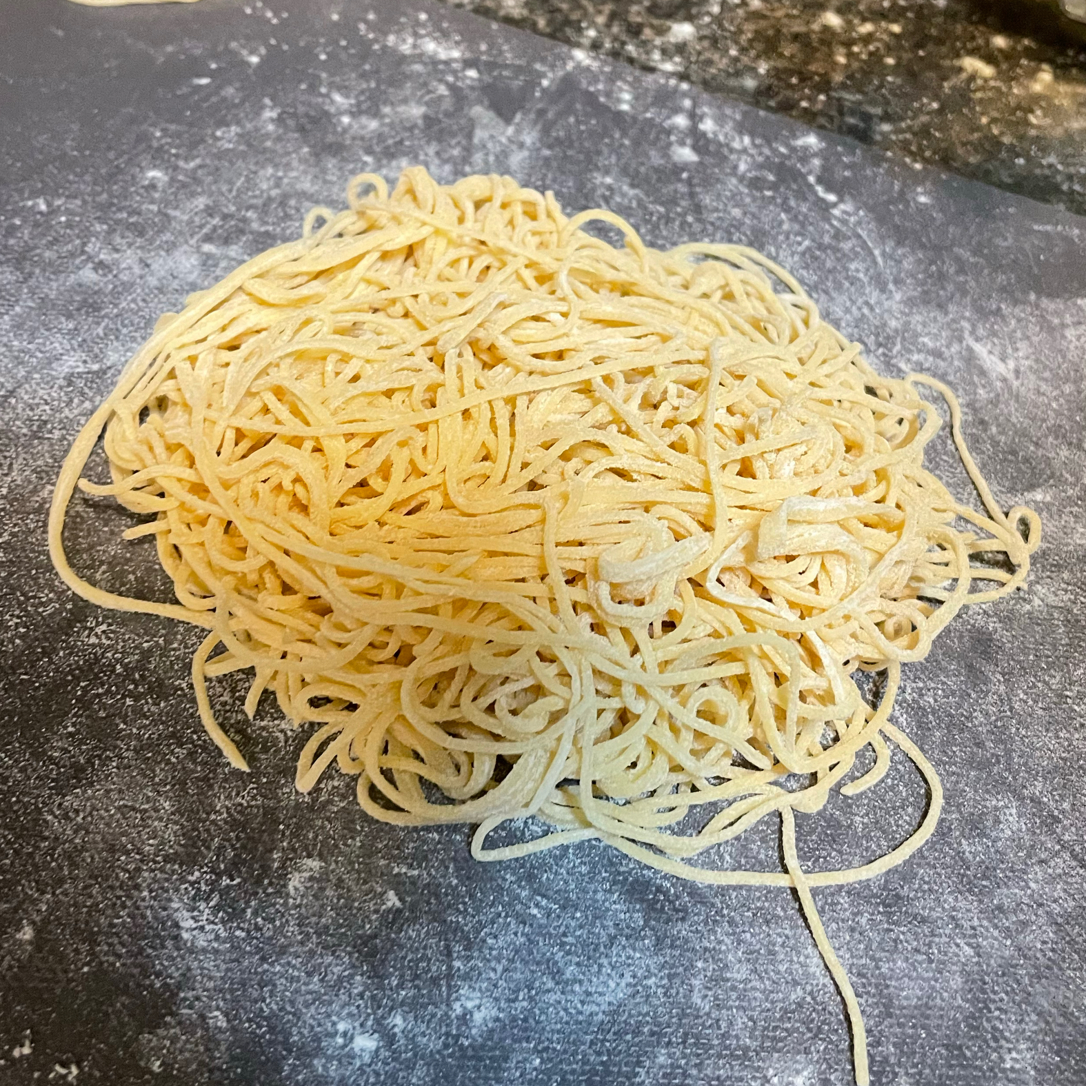 自制鸡蛋意大利面 Homemade Pasta