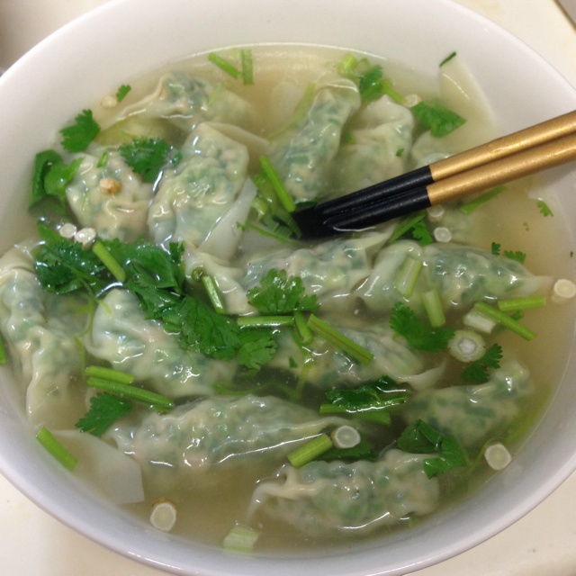韭菜鸡蛋馄饨