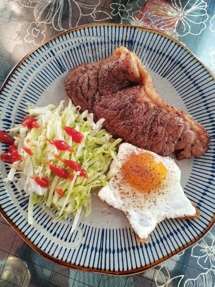 黑椒牛排
