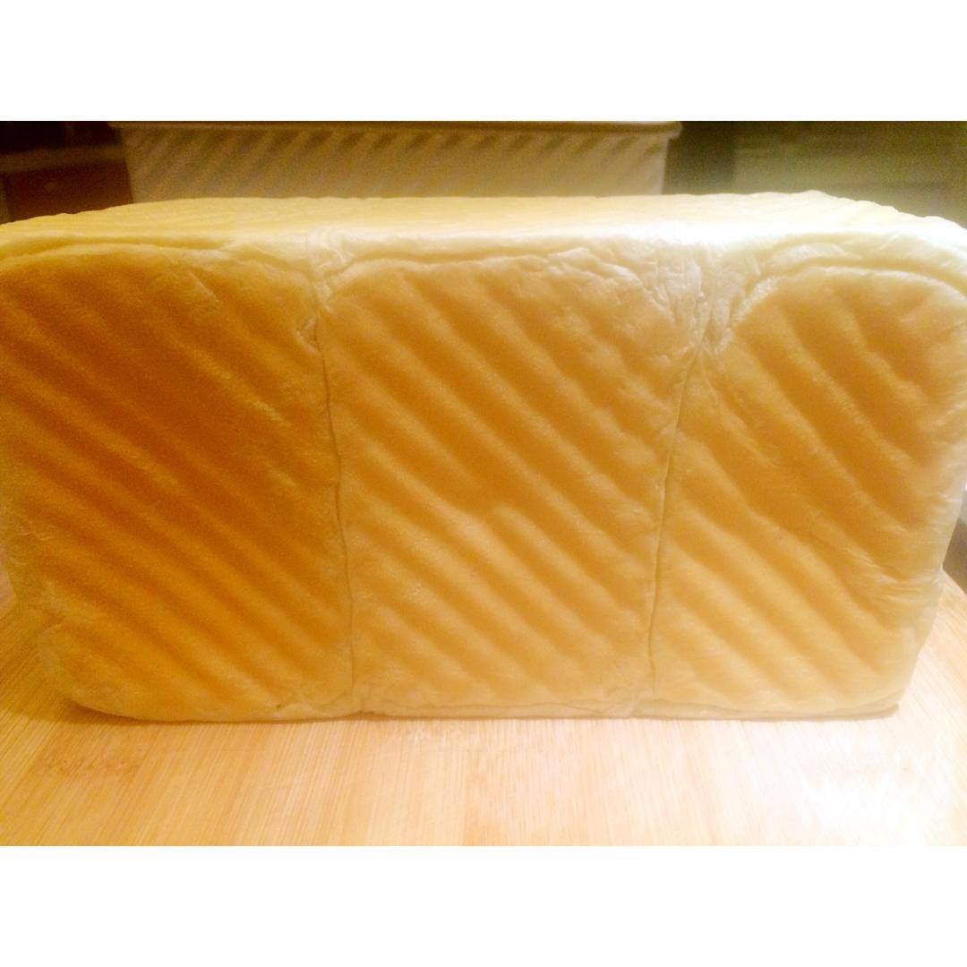基础面包制作 Basic Bread (Loaf&Roll)