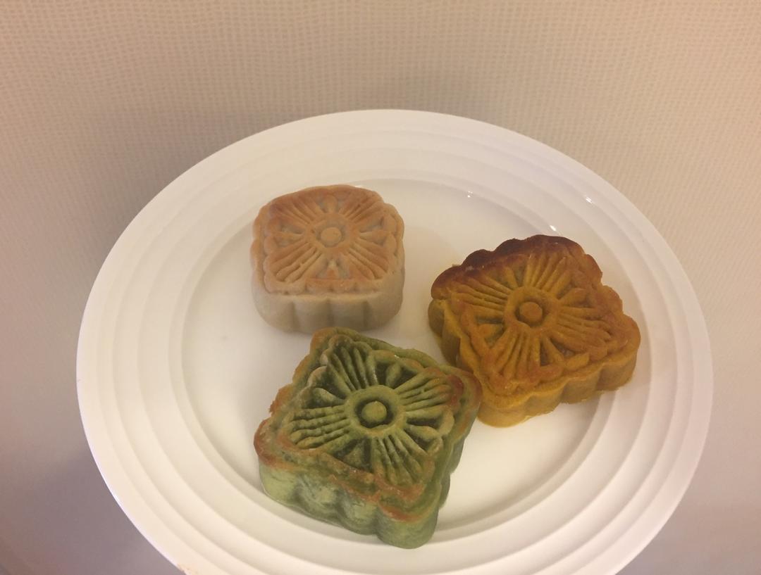 日式美颜桃山皮月饼