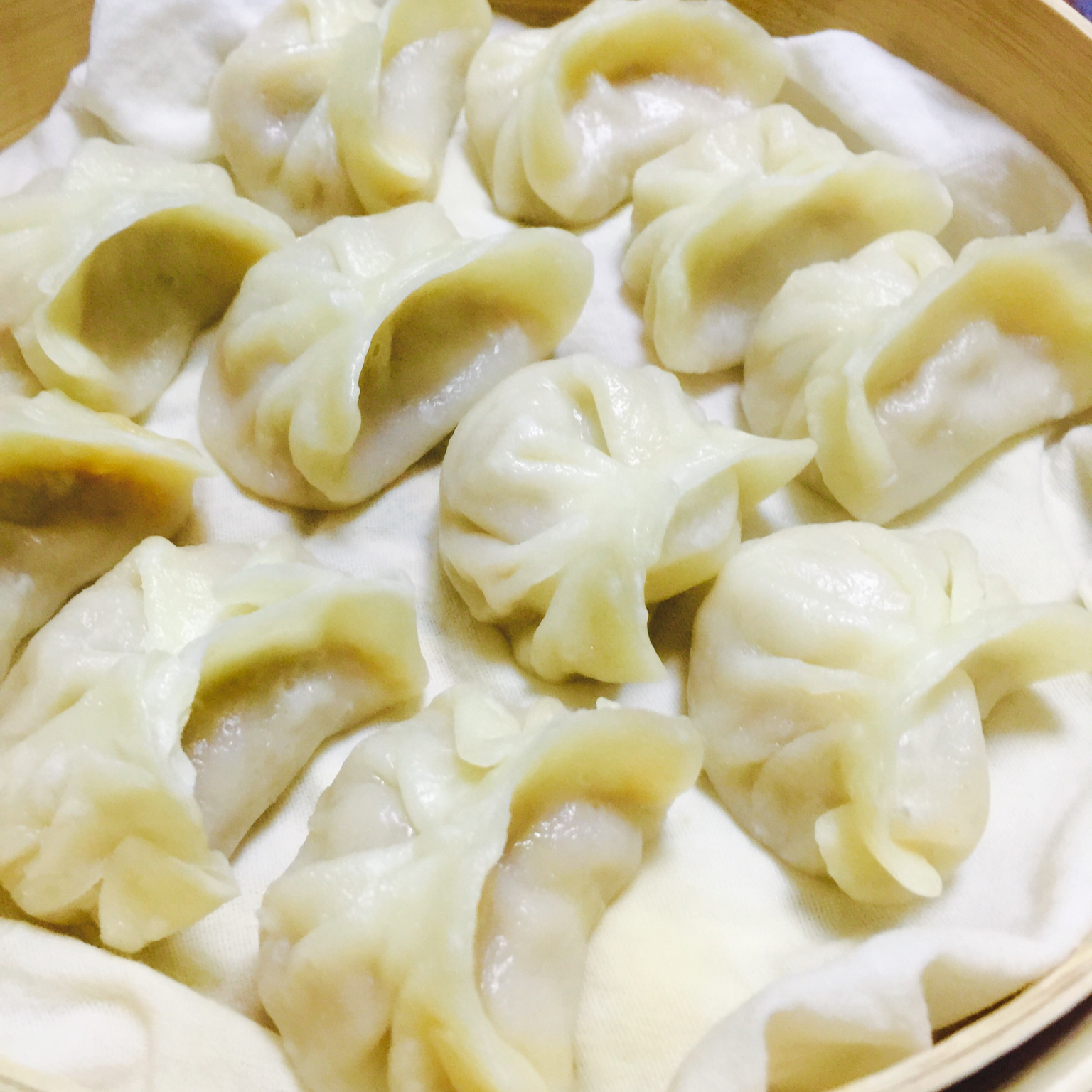 云厨房gege做的猪肉白菜蒸饺