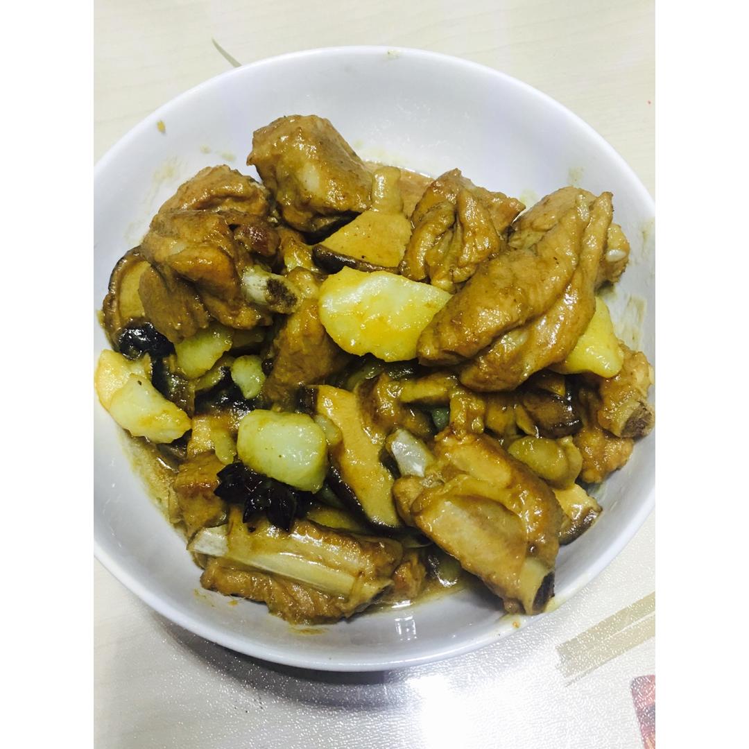 土豆炖排骨