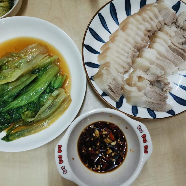 灵魂水煮五花肉➕生菜