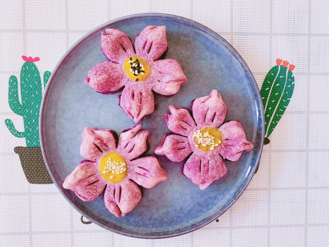 春天里～浪漫紫薯桃花酥