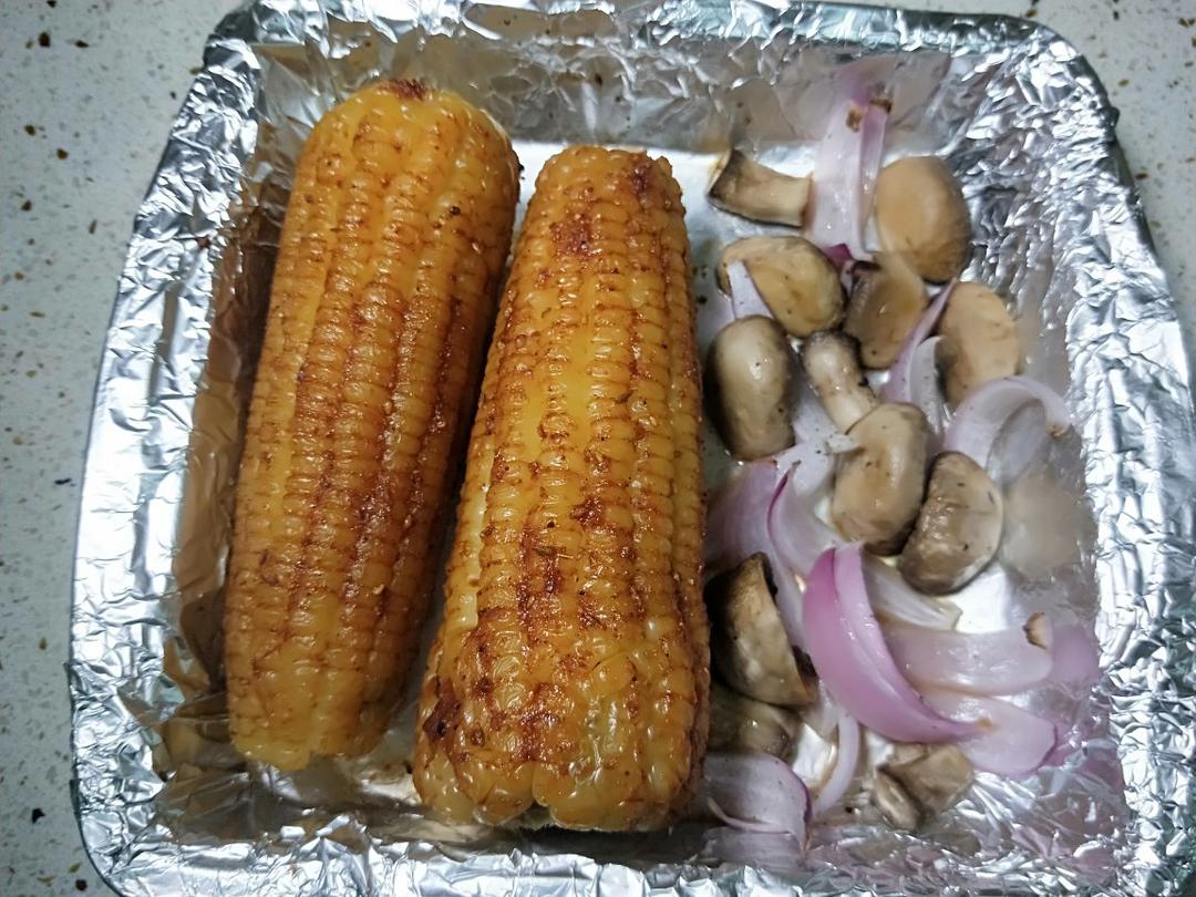 尾海海做的烤玉米烤箱版