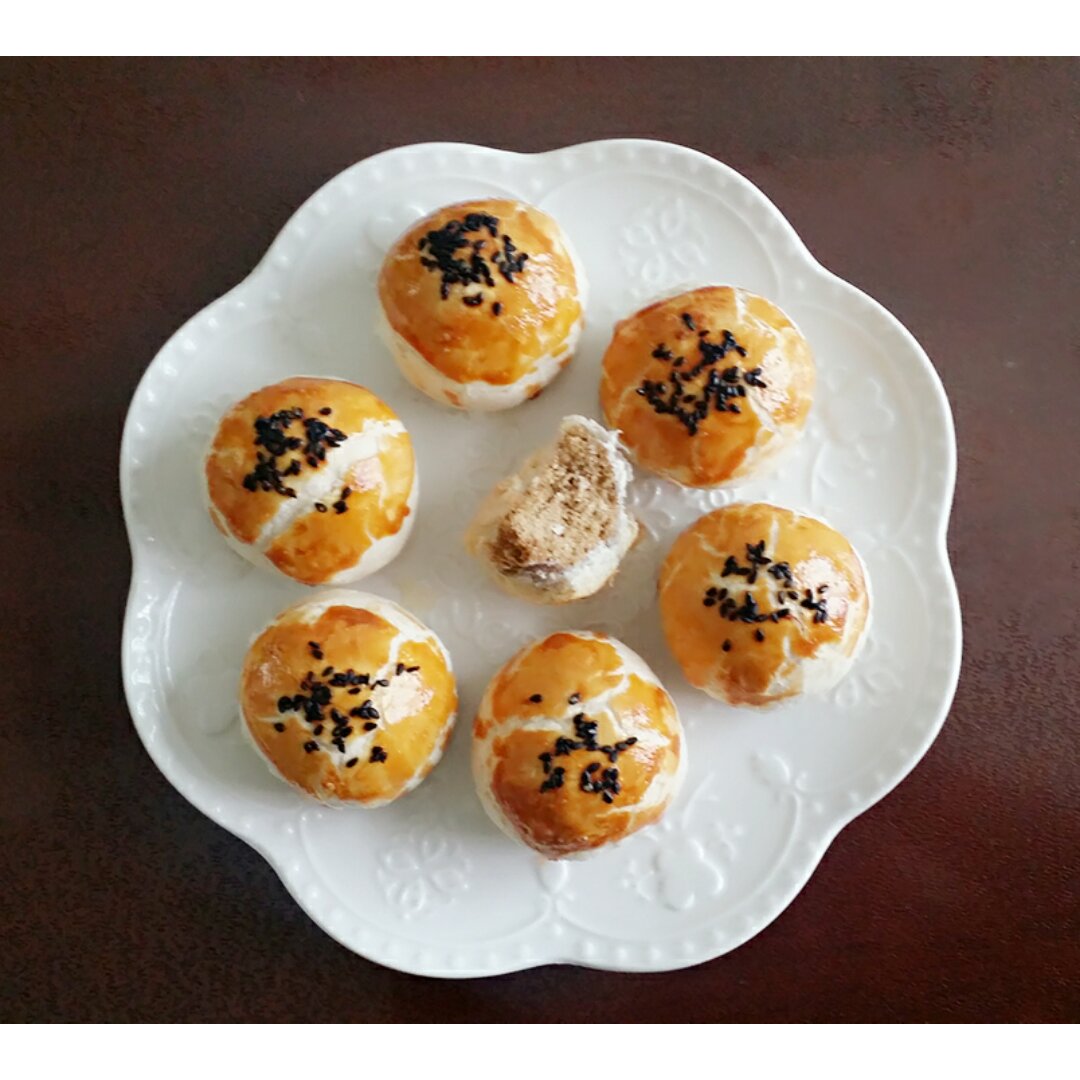 黄金肉松酥