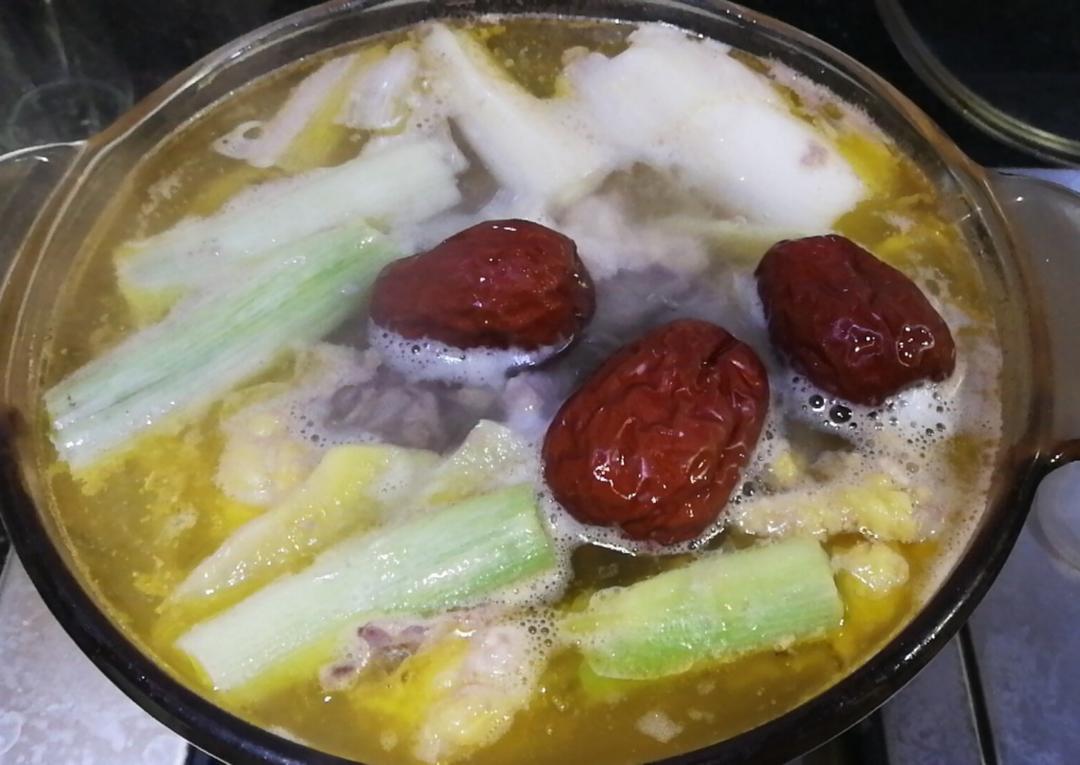 清炖鸡汤