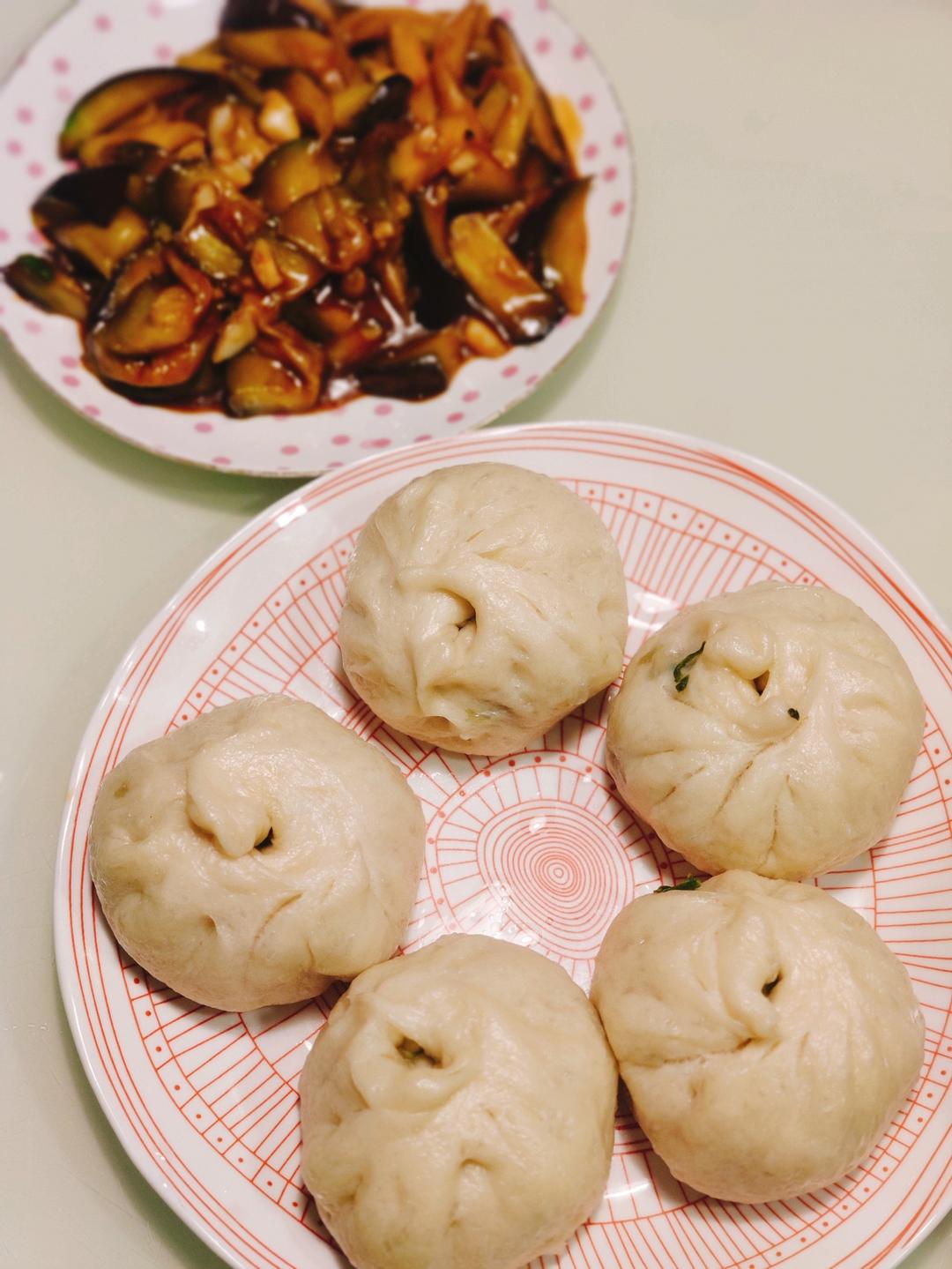 秒杀绿杨邨的香菇菜包