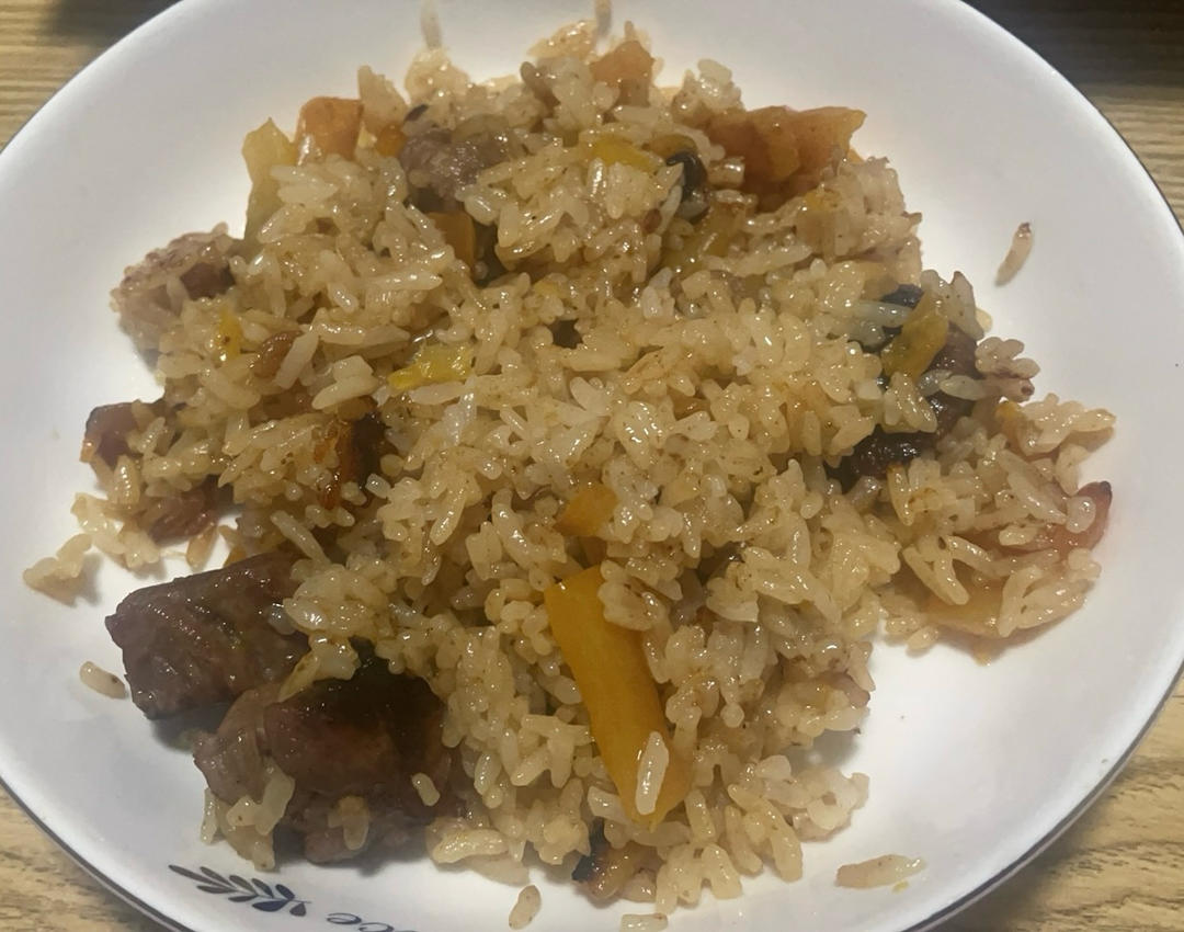 新疆羊排抓饭（出锅后米粒分明的秘密）