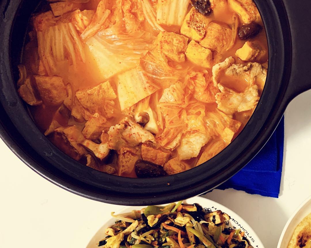 跟韩餐厅味道一模一样的辣白菜汤的做法