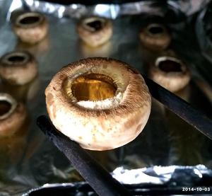 烤蘑菇（椒盐，芝士双烤）的做法 步骤4