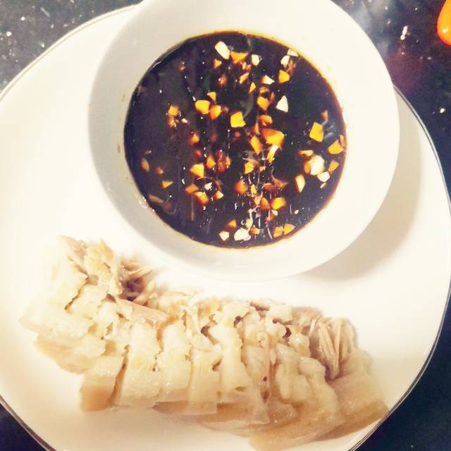 简单美味的白切肉----电压力锅快捷版（附蘸酱和切片秘诀）